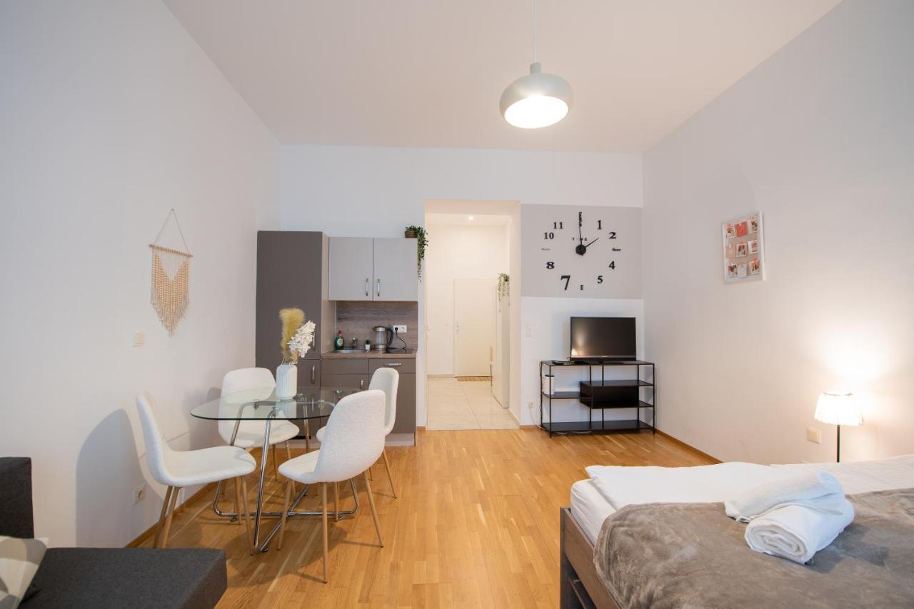 My City Apartment Vienna- One Bedroom Buitenkant foto